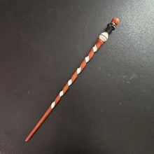 Mahogany Wand, Orange and White Scepter