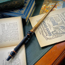 Mahogany Wand, Natural with Black Handle